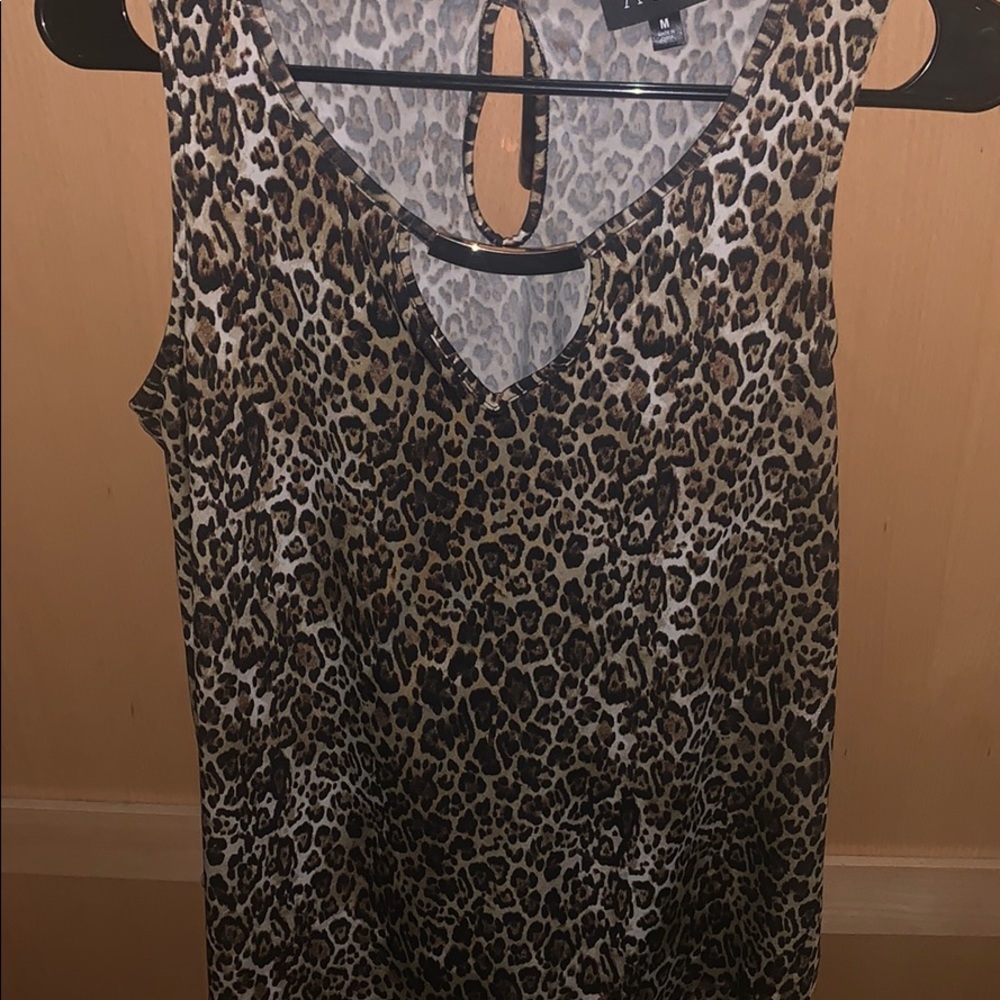 Leopard print top